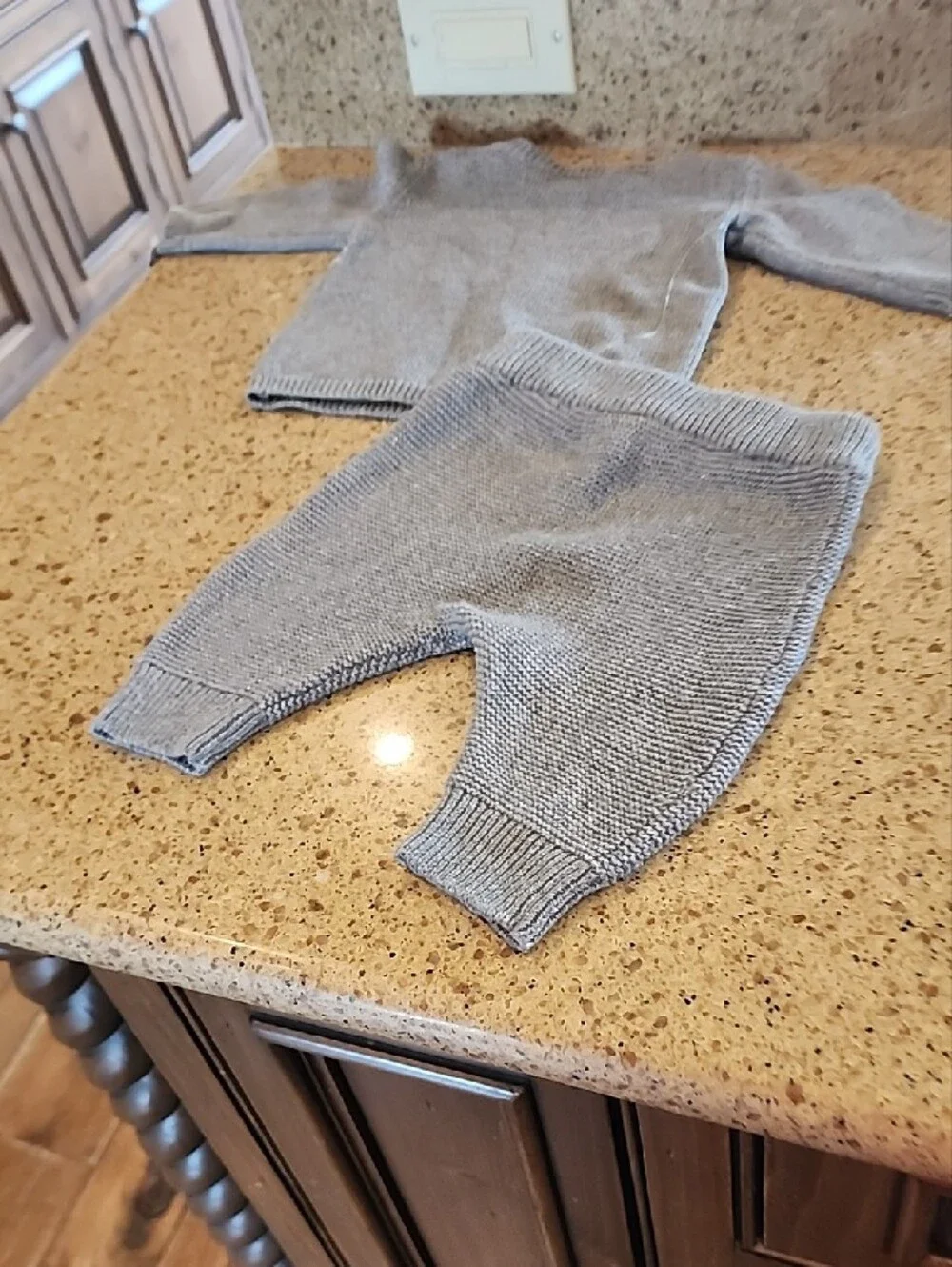 Carter's Light Gray Knit Two-Piece Baby Set NWT 3MNTH.